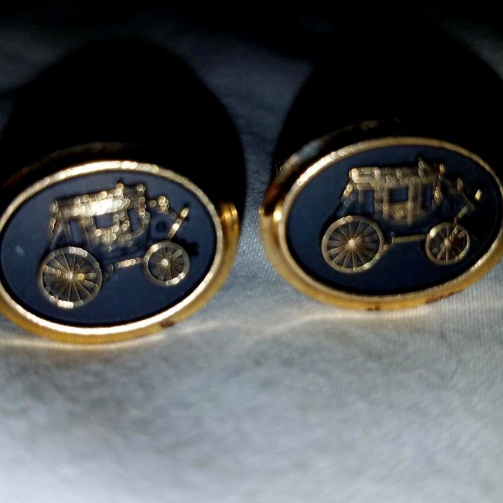 Vintage Wells Fargo Stagecoach Cuff Links